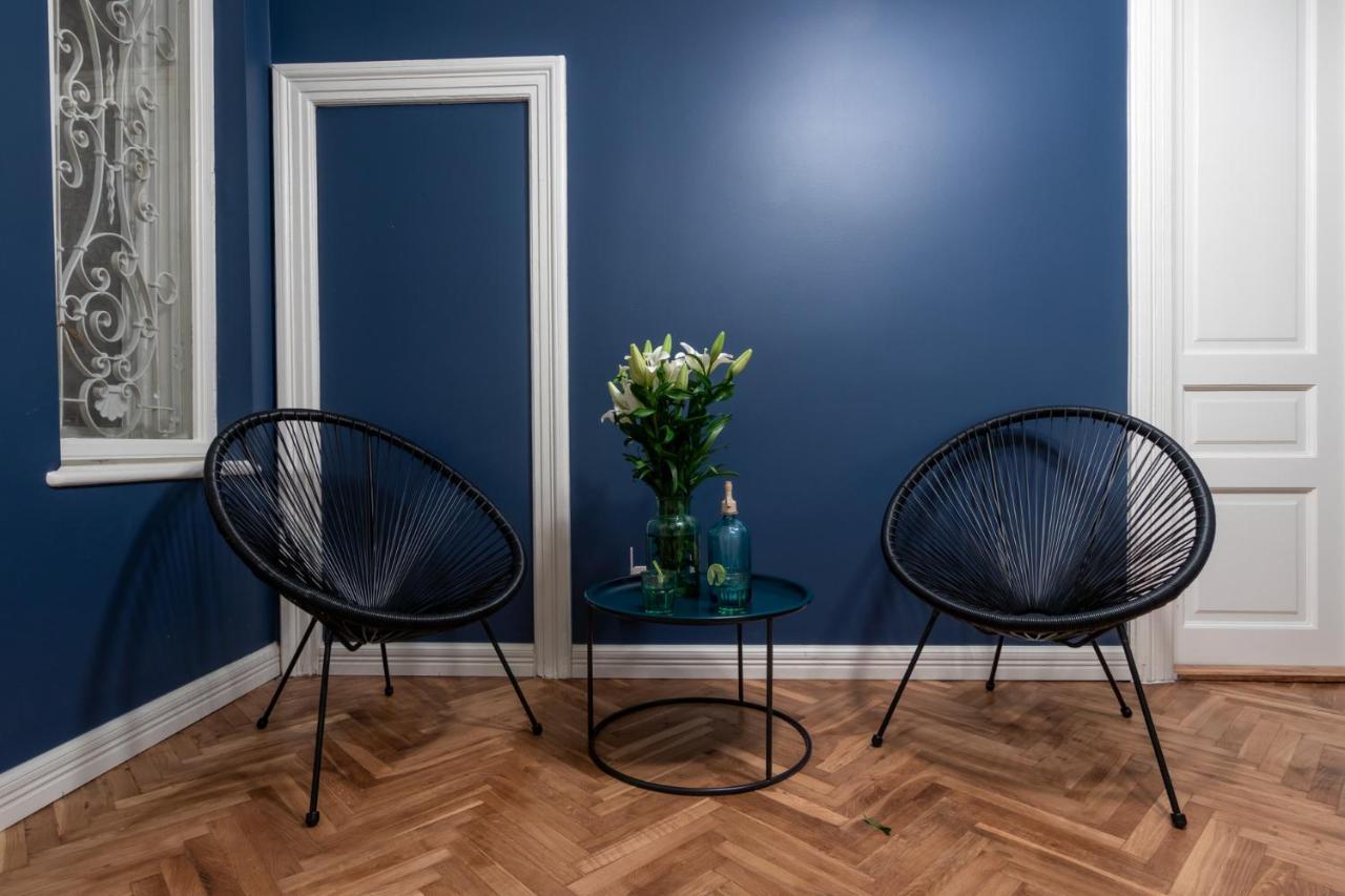 Barbacan Suites - Old Town Apartments - By Upstairs Cracovia Esterno foto