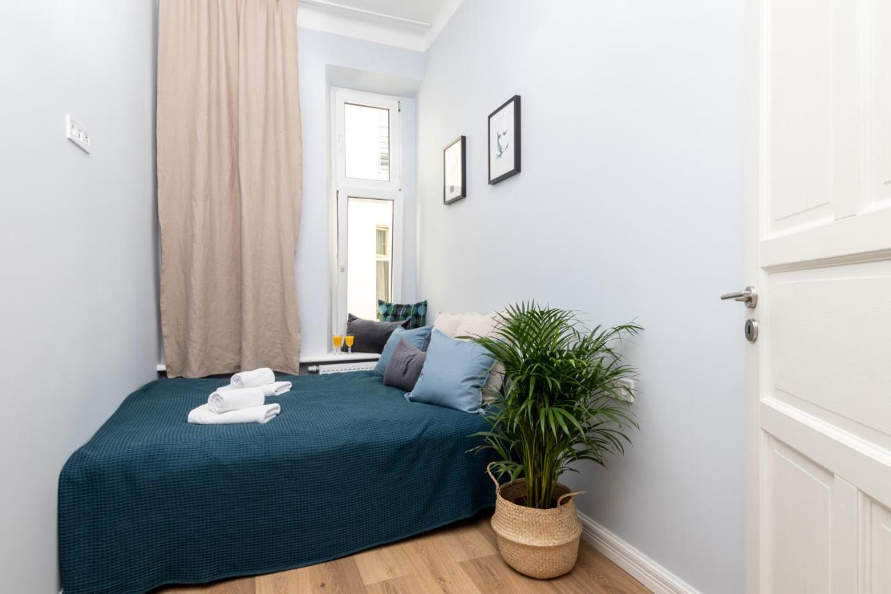 Barbacan Suites - Old Town Apartments - By Upstairs Cracovia Esterno foto