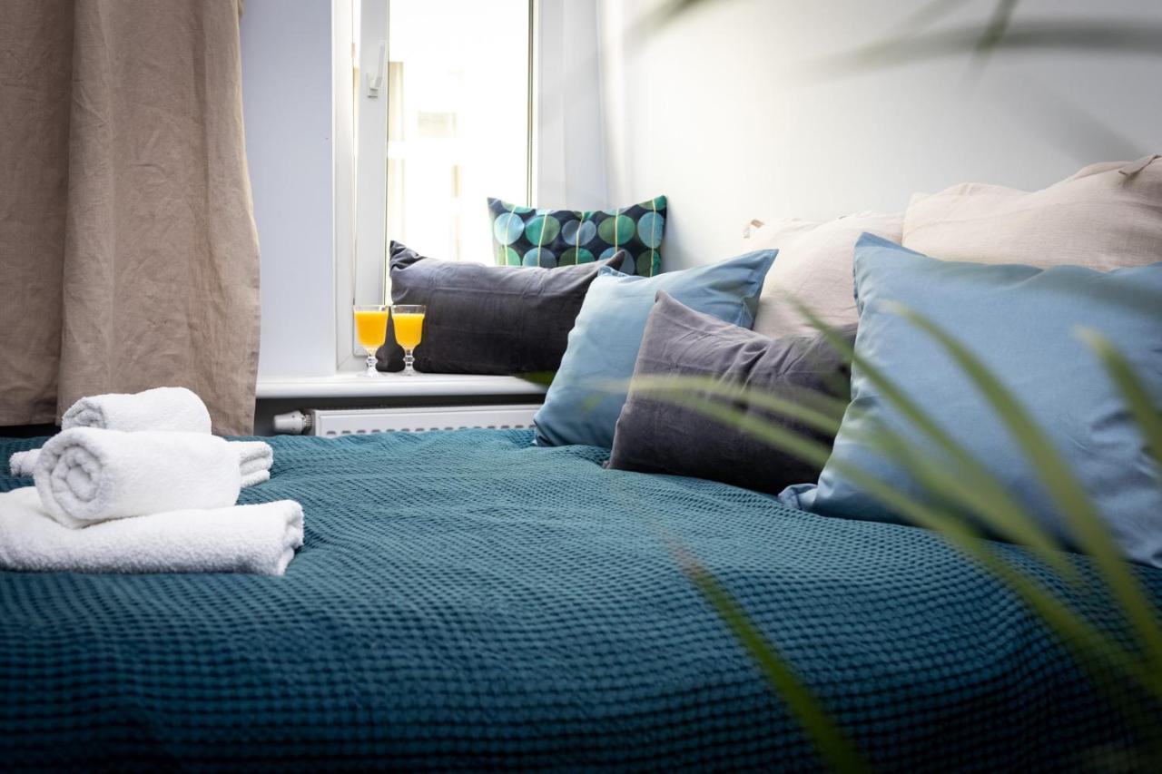 Barbacan Suites - Old Town Apartments - By Upstairs Cracovia Esterno foto